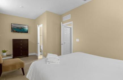 Book Your Summer Escape - TownHome by Disney! - Photo 27