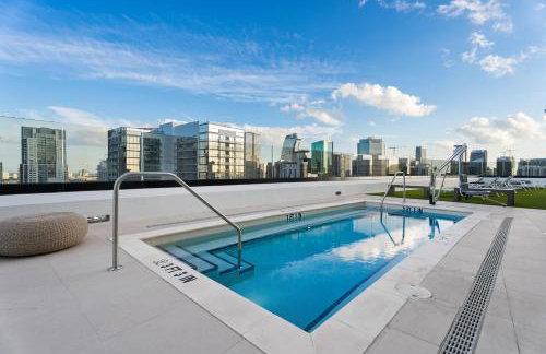 Prime Downtown Location - Amazing Amenities & Top Location - Foto 31