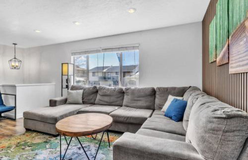 Awesome house near BYU with lots of amenities - Photo 24