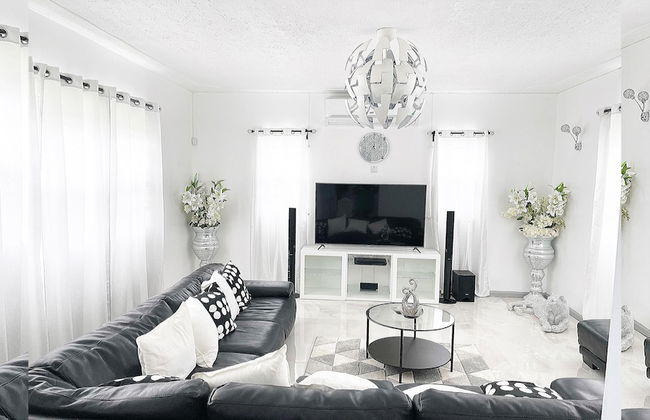 Attalia Villa 5-bed in Runaway Bay Near Ocho Rios - Foto 15