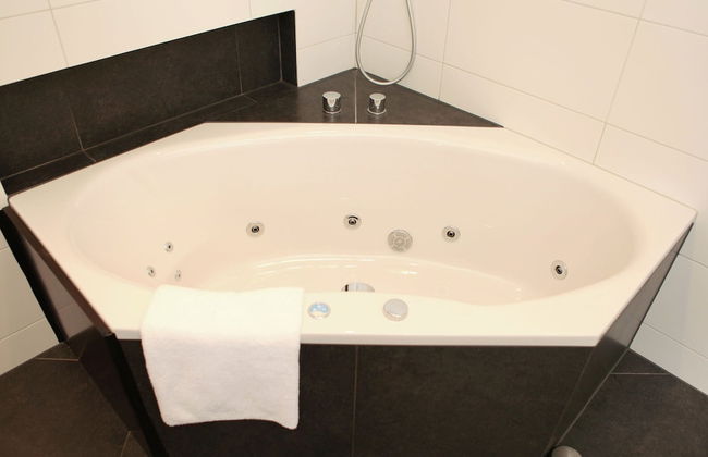 Holiday Home in Epen With Garden & BBQ - Photo 23