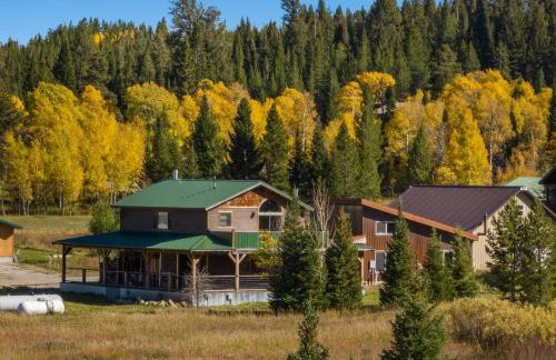 Bunk House Big House 2BR Mountain Views 7 min to Yellowstone - Foto 4