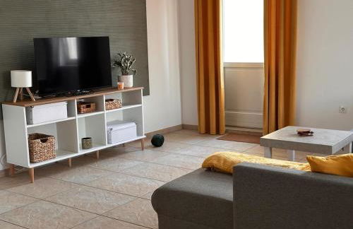 Modern Wohnen mit Rheinpanorama - Foto 1