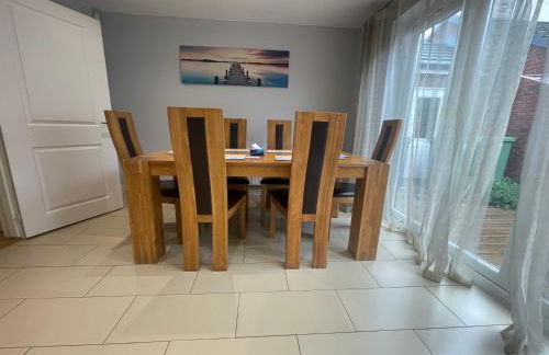 Holiday Home In Cardiff, Sleeps 8 - Foto 38