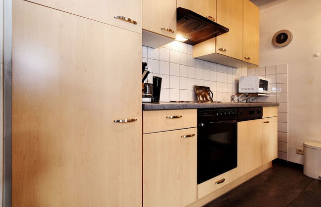 Lovely Holiday Home in Richelle With Barbecue - Photo 5