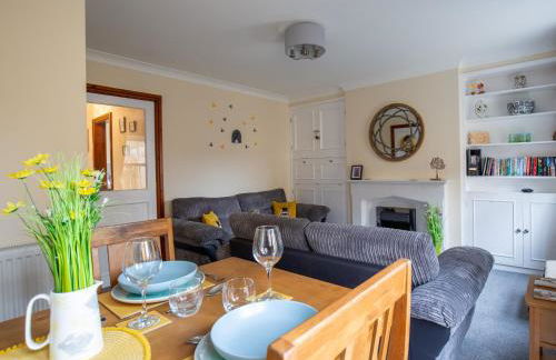 Bumble Cottage - Photo 9