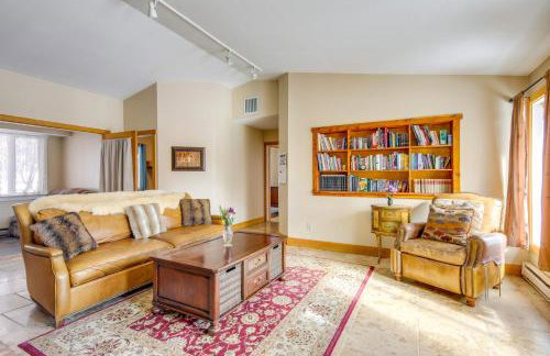 6 Mi to Chico Hot Springs Villa with River Access - Foto 5