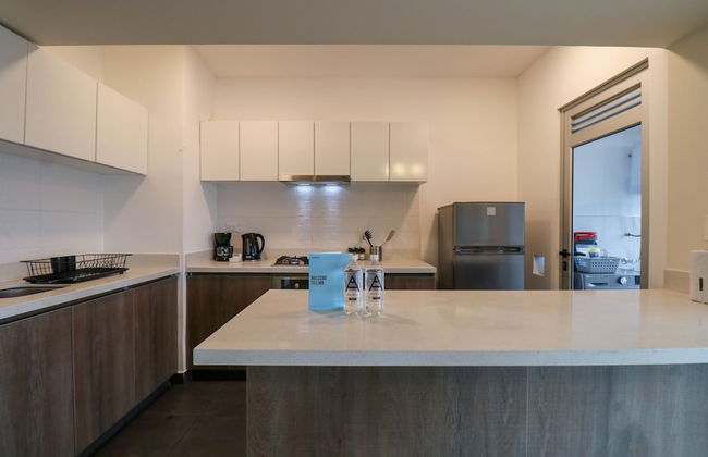 w Majestic 2BR w Modern Balcony in Miraflores - Photo 3