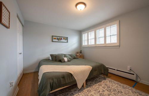 Cozy Condo in the Heart of Royal Oak - Photo 19