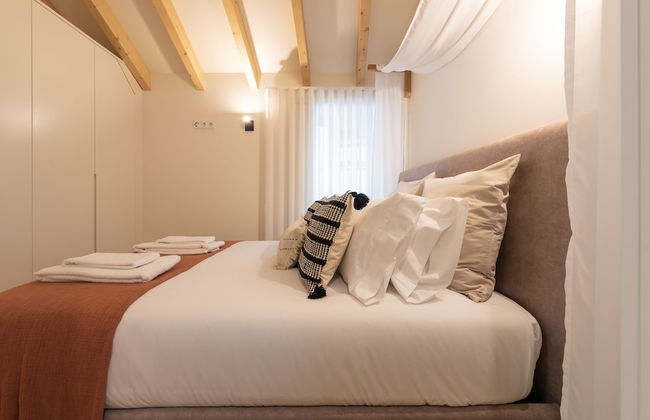 Mouzinho da Silveira 215 by LovelyStay - Foto 20