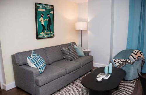 Fun Cozy 1 Br King Apts - 1 25 Mile Walk to TIAA Bnk Fld - Foto 6