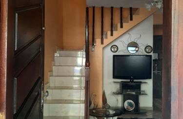 Casa em Mangaratiba RJ - 40 metros da Praia - Foto 2