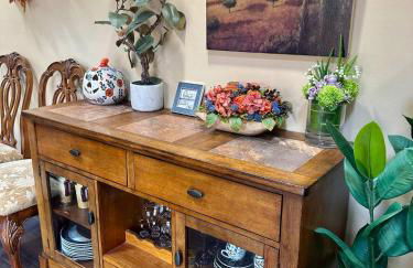 WOW!! Ultimate Pocono Retreat, Hot Tub, Game Room, Deck, Lakes, Skiing, Pools - Foto 6