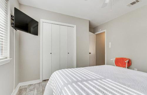 Pensacola Home with Screened Porch 10 Mi to Beach! - Foto 20