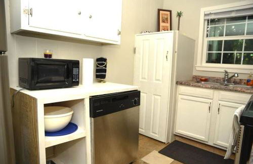 Bungalow near Main Street - #2 - Foto 7