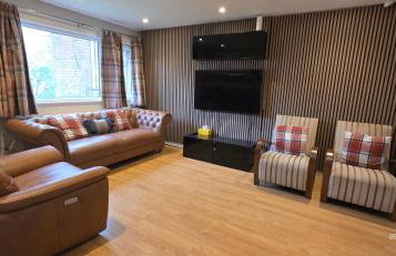 Cozy 4-Bedroom Family Getaway - Foto 7