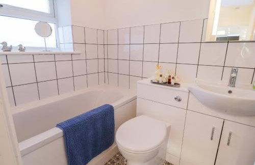 The Cottage at Cromlech Manor Farm - Foto 17