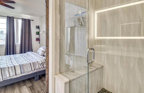 WFH Setup and Garage Parking! Modern Denver Condo - Foto 19