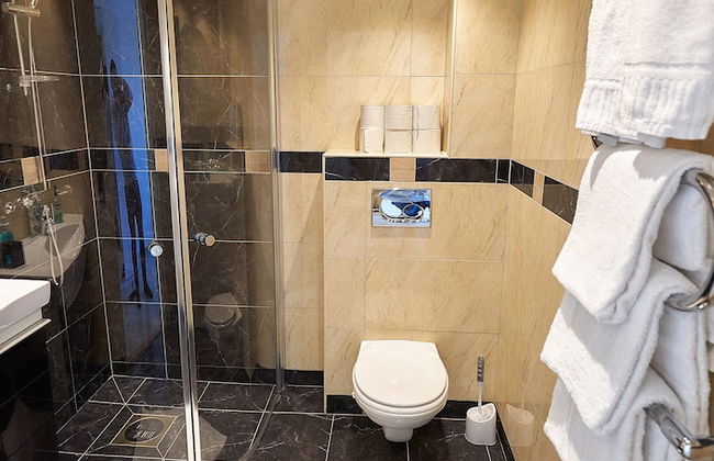 Staylong Hotel - Photo 40