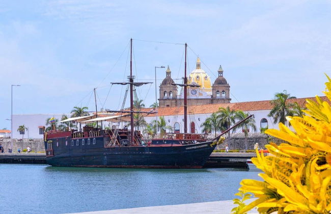 Pirate Boat Ride - Photo 5