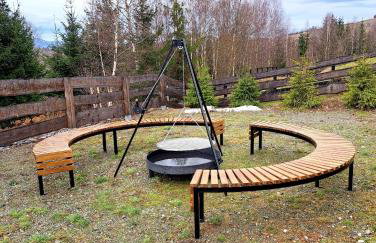 Osada Sierpnica - Uroczy dom z kominkiem i balią w Górach Sowich - Foto 64