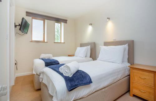 Kingfisher - Photo 14