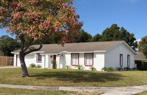 Perfecto Mundo 2, Orlando Area 4BR-2B-Outdoor Pool-Jacuzzi-Billiard - Foto 2