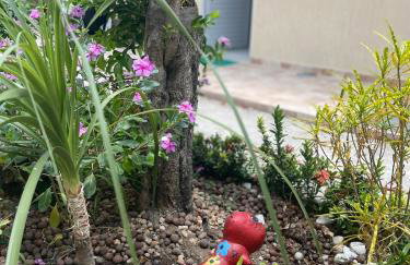 Adorável Tiny house 5, ar, cozinha completa, wifi e tv smart - Foto 12