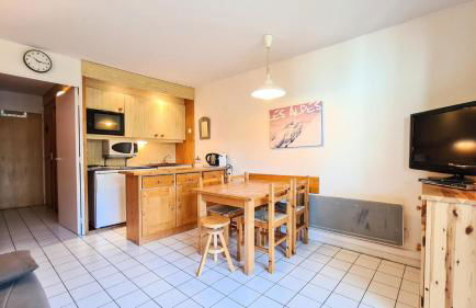 Résidence Castor - Studio rénové avec casier à ski · Proche des pistes · Balcon MAE-7394 - Foto 2