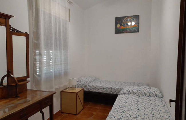 Countryside Villa With Private Pool - Photo 5