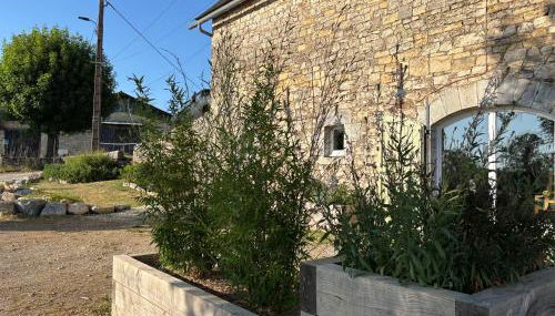 Gite Entre Causse et Vallon, tout confort pour 4 personnes dans grange rénovée au coeur de l'Aveyron - Photo 3
