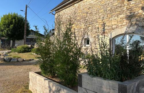 Gite Entre Causse et Vallon, tout confort pour 4 personnes dans grange rénovée au coeur de l'Aveyron - Photo 3