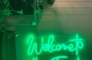 Otter 3 Lodge -Jungle Inspired -Dog Friendly -Private Hot Tub -Warminster-Bath-Salisbury - Foto 10