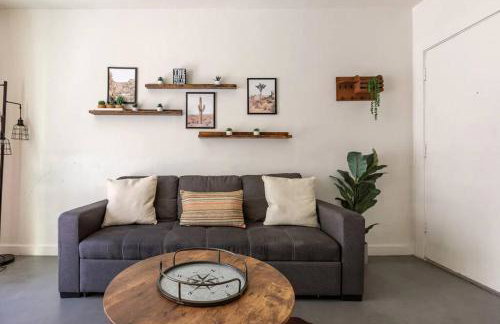 2BR Apt with BBQ & Parking Spring Fling Stay - Foto 9