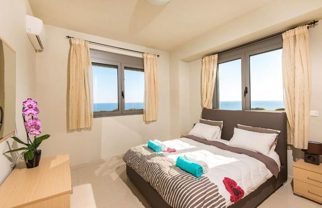 Olga Luxury Beach Front Villas - Foto 4