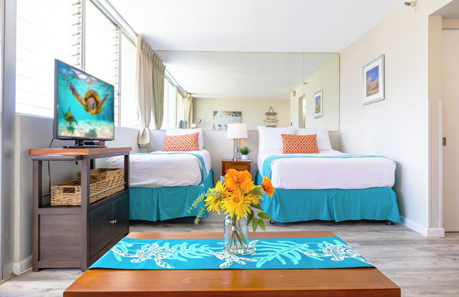 Cozy Studios at Aloha Surf Close to Waikiki Beach - Photo 8