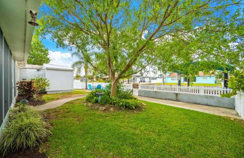 Beautiful & Cozy Home on a Canal in Hudson, FL! - Foto 51