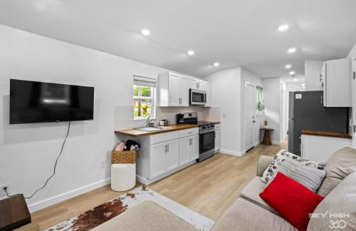 The Duke- Decatur Family Tiny Home - Foto 9