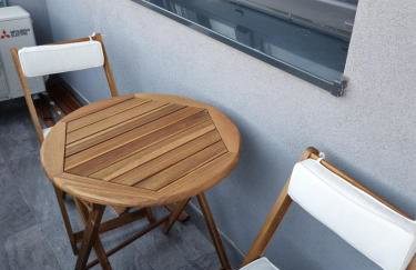 Modern 4-Star luxury apt - WFH Ready, Free Parking - Foto 22