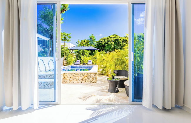 3-BR Villa with Pool & Rooftop Jacuzzi - Foto 70