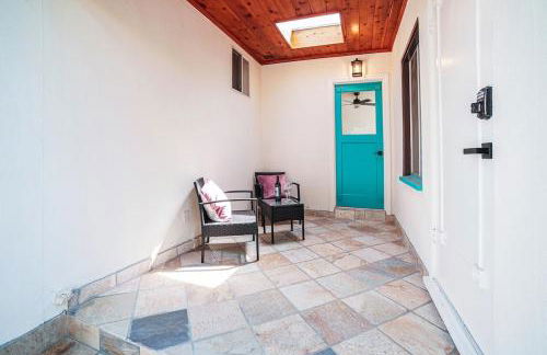 Fully Furnished 1-Bedroom - Foto 12