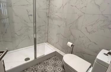 Amazing sea views and hot tub - Photo 30