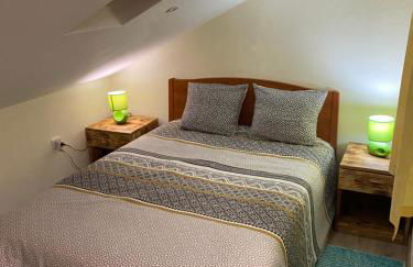 Lovely newly refurbished, 1 bedroom top floor apartment with sea views, fast WI-FI CABLE TV and Netflix - Foto 19