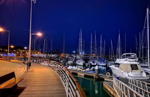 Oeiras Historic Bedrooms - Photo 53