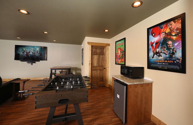 Above It All - Four Bedroom Cabin - Foto 42