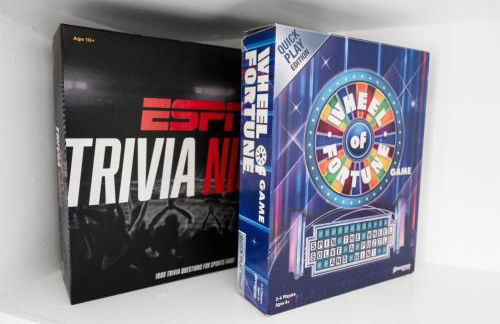 Stunning 4BR Oasis with Pool, 14 minutes to the Ocean - Foto 27