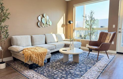 New Oasis Near Disneyland Pool Gym Free Parking - Foto 67