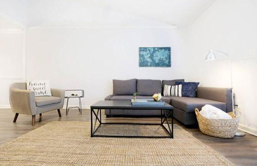 Dwell Proper 2 Bedroom Condo - Foto 35