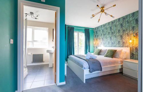 Cheerful 4-bedroom house with multiple car parking - Foto 14