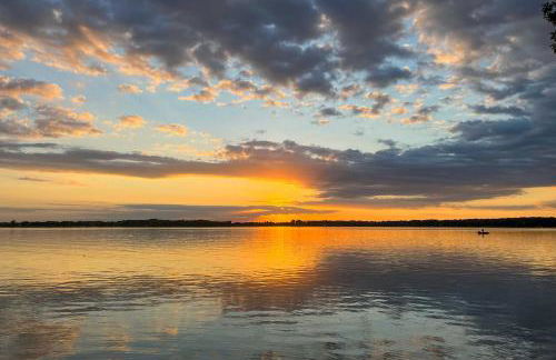 Airy Cottage Close to Rock Lake with Fire Pit! - Foto 38